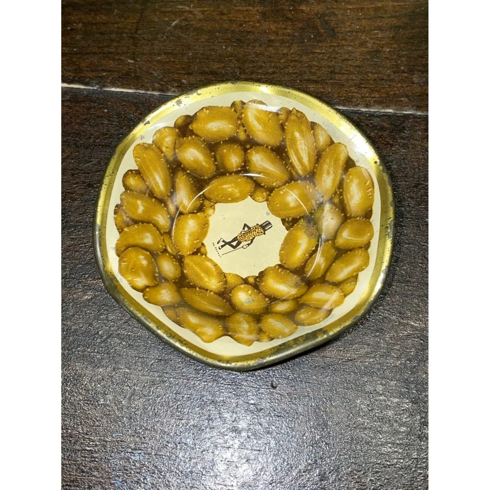 Mr Peanut Planters gently used